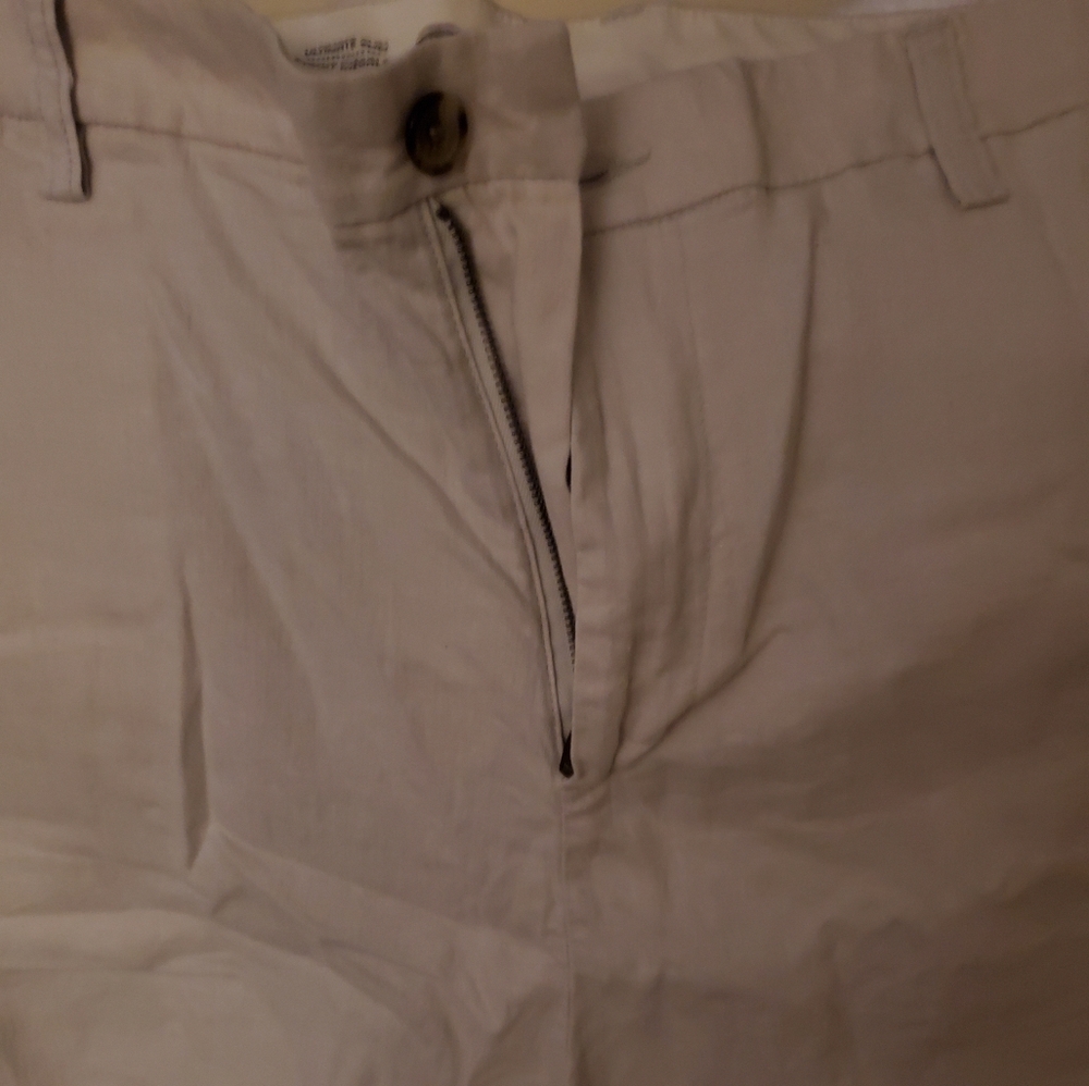Old Navy men shorts ultimate slim Beige new 42